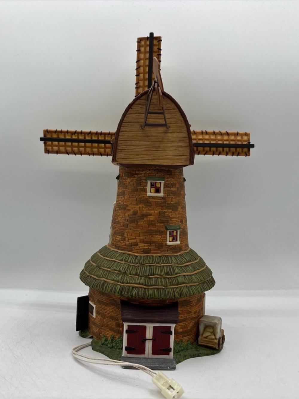 Dept‎ 56 2000 Vintage HVC Dickens Village Crowntree Freckleton Windmill 56.58472
